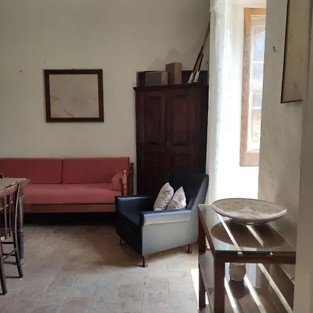 Stanza Del Tempo A 3* Navelli