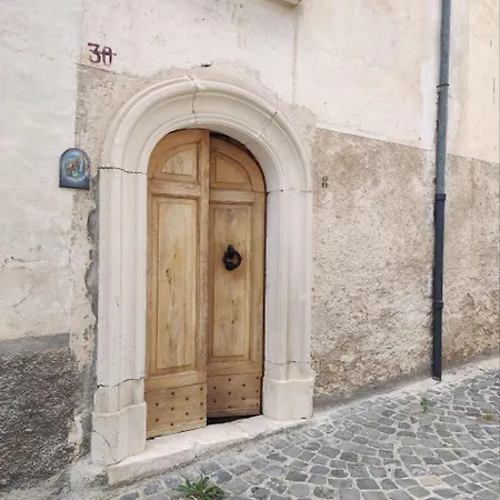 Stanza Del Tempo A 3* Navelli